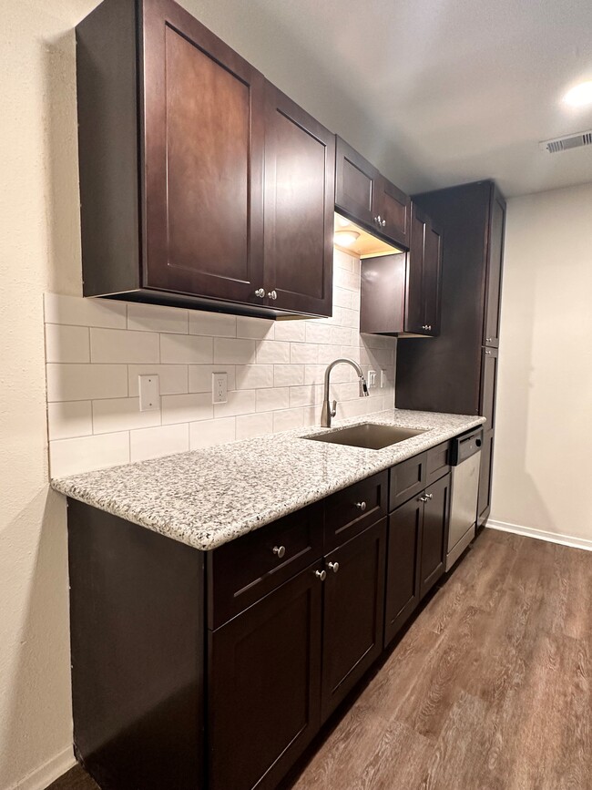 Porter Plaza Apartments Porter, TX