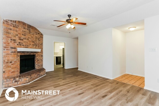 Photo - 212 Arnold St