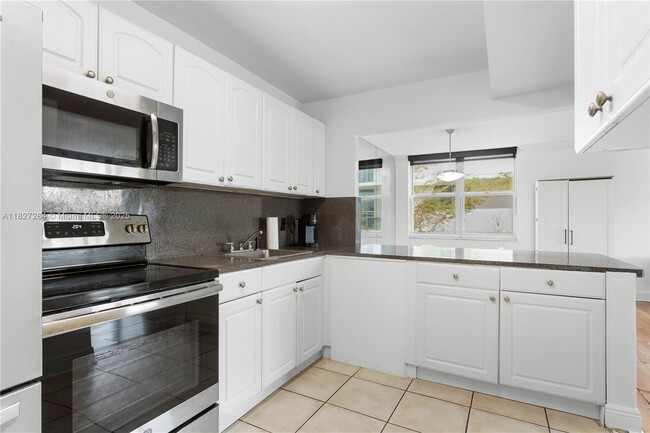 Photo - 9440 W Bay Harbor Dr Condo Unit 2C