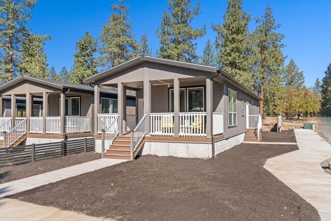 Building Photo - 3 Bed 2 Bath Brand New - Single level