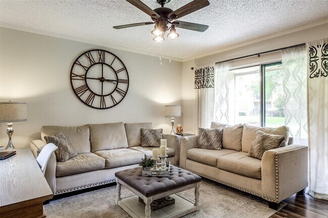 Photo - 5300 Keller Springs Rd Condo Unit 10042