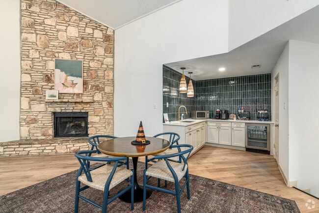 Clubhouse - The Patten West