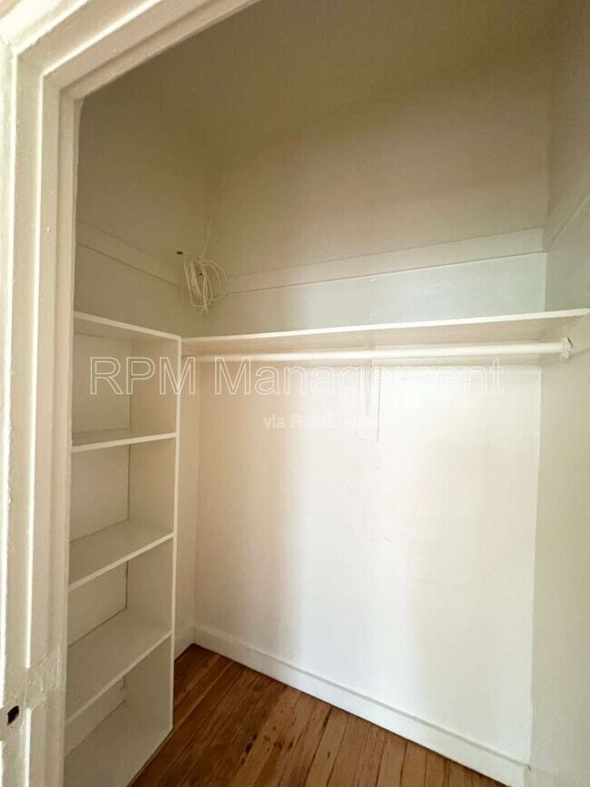 Photo - 901 S Kingsley Dr Unit 204