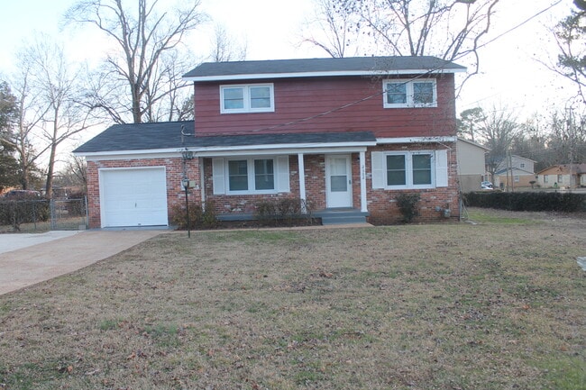 Building Photo - 2602 Gibson St NW