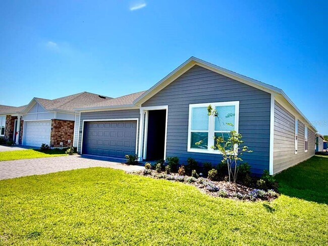 5111 Natalia Dr