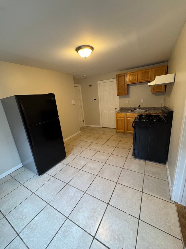 Photo - 222 S 10th St Unit 3