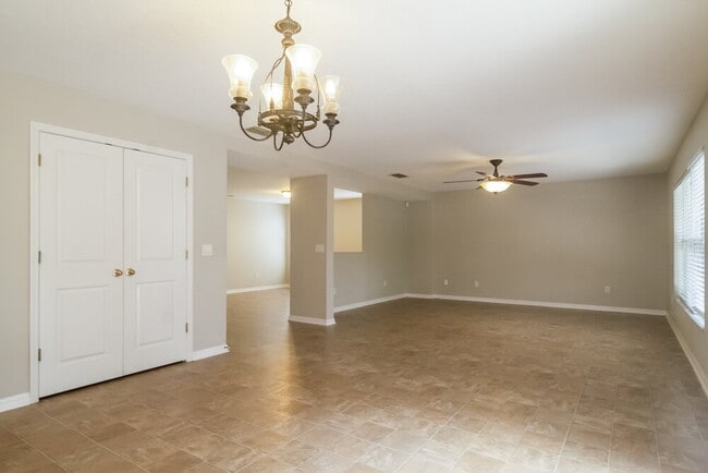 Photo - 645 Maya Susan Loop