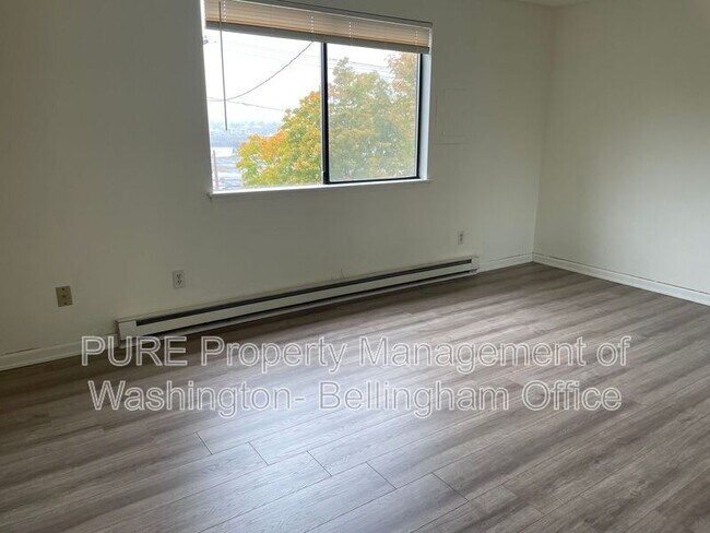 Photo - 630 Boulevard Unidad #B