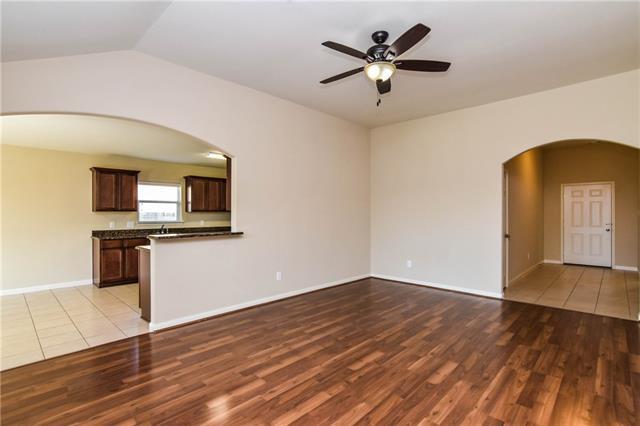 Photo - 216 Mill St
