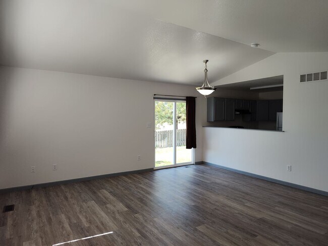 Photo - ALL PROSPECTIVE TENANTS MUST SUBMIT A $58 NON-REFUNDABLE APPLICATION FEE PER APPLICANT ONLINE AND...