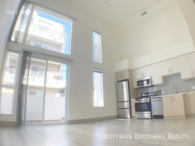 Photo - 1037 S Hobart Blvd Unidad 301