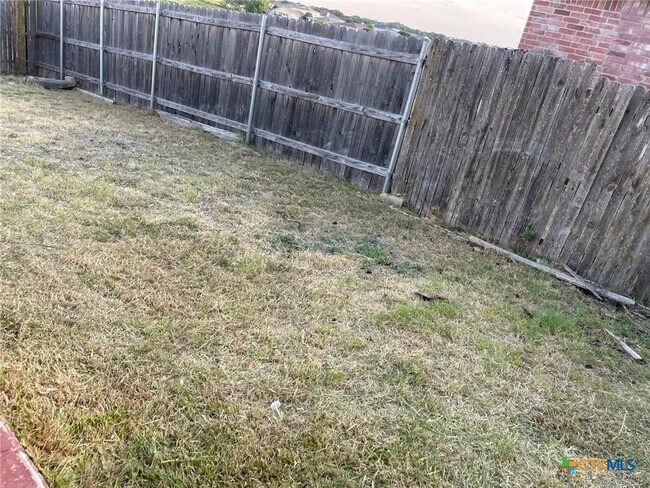 Photo - 2508 Mikulec Dr