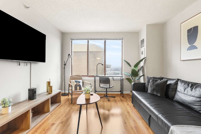 401 12th St S Unit SI FL19-ID1474781P