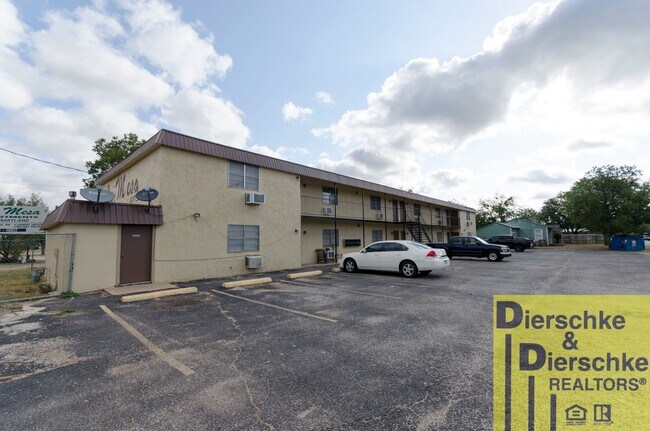 LaMesa Apartments - LaMesa Apartments