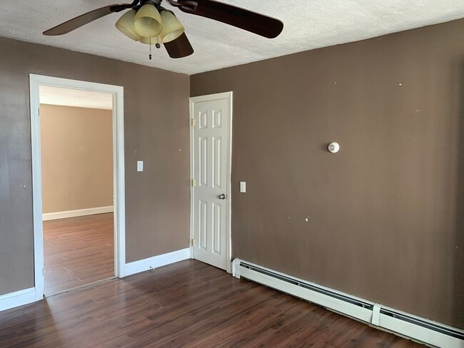 Photo - 934 County St Unidad 3 rear