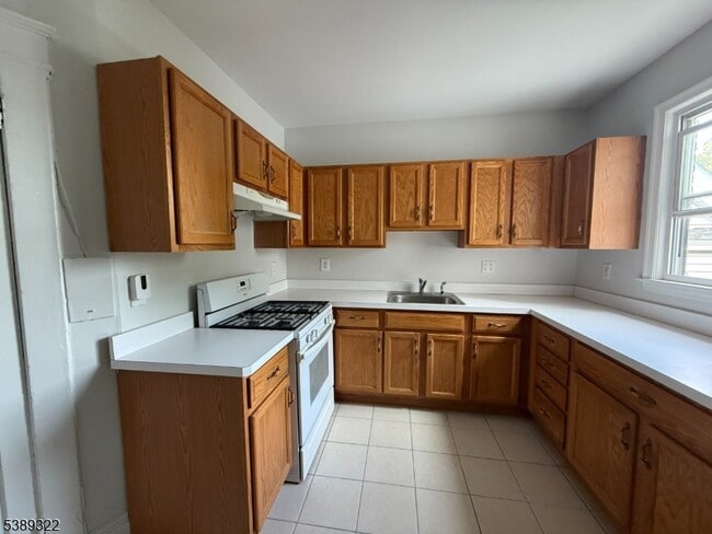 Photo - 137 Valley Rd Unit 2