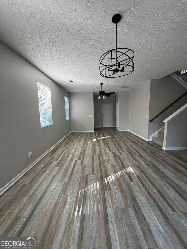 Photo - 503 Sautee Pl