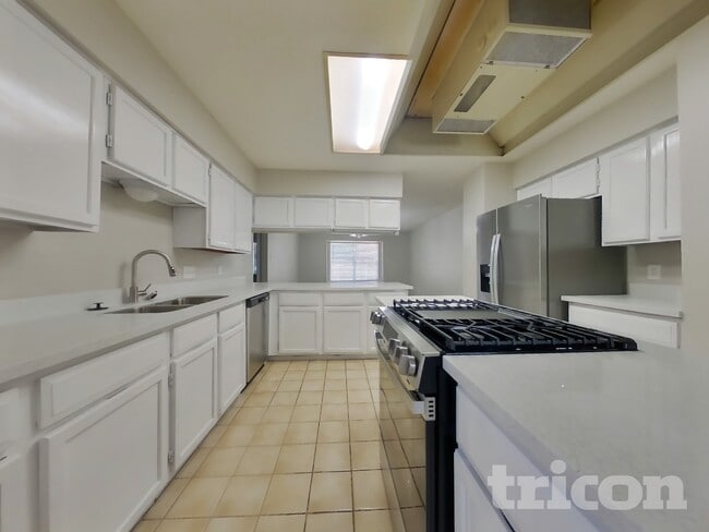 Photo - 17226 Modbury Dr