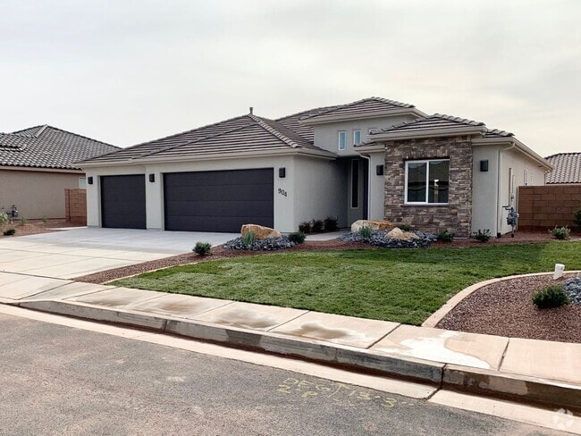 Building Photo - Beautiful 3-BR Home in Washington Fields