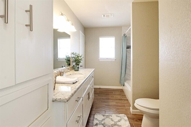 Photo - 8311 Wilmerdean St