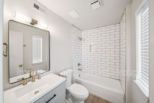 Photo - 109 S 9th St
