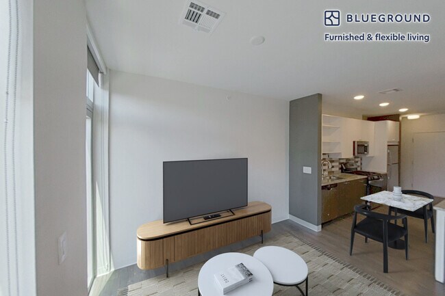 2 Leighton St Unidad SI FL3-ID4303A