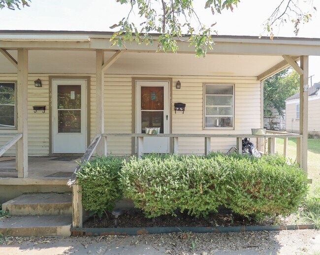 Photo - 1 Bedroom Duplex Available Immediately!