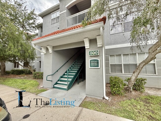 Building Photo - 18001 Richmond Pl Dr Rental