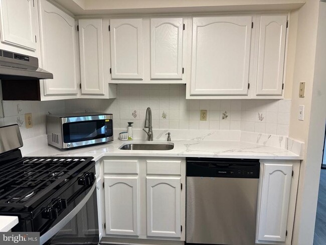Building Photo - 106 Lassen Ct Unit 3