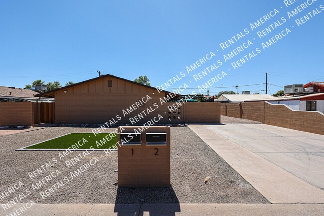 Photo - 2931 W Villa Maria Dr