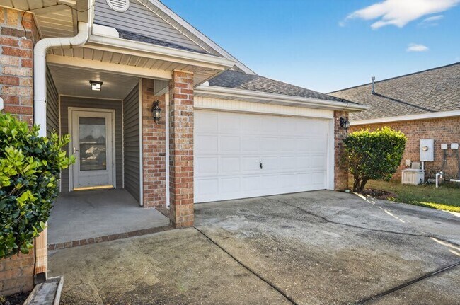 Photo - 1602 Trent St