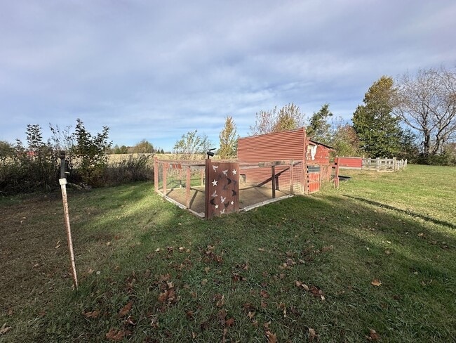 Photo - 131 Woods Rd