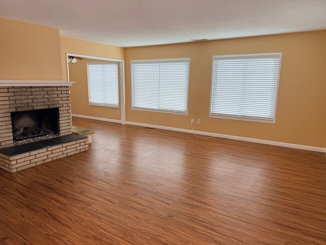Photo - 5847-5849 Mildred St Unidad 5849