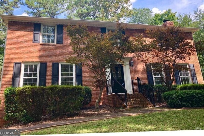Building Photo - 2408 Crooked Tree Ct NE Rental