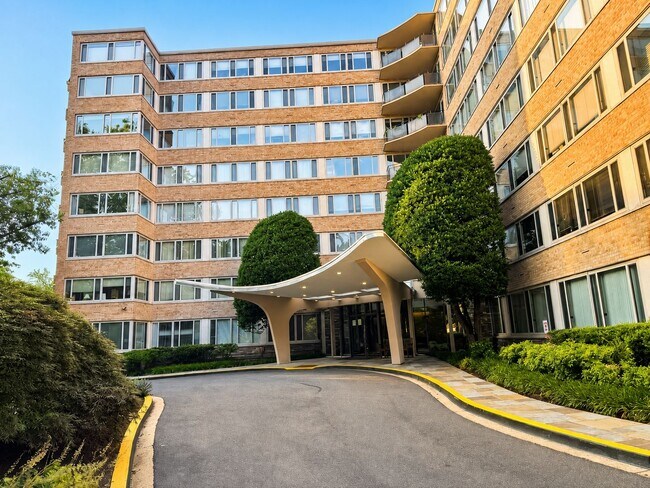 4101 Cathedral Ave NW Unit 616