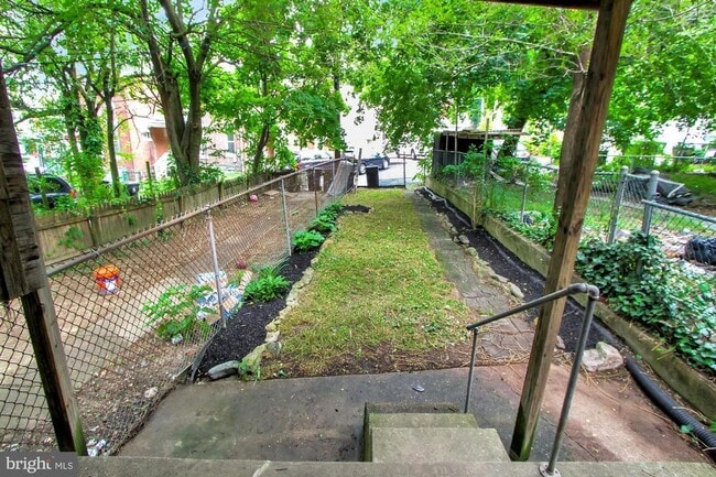 Photo - 1814 Walnut St