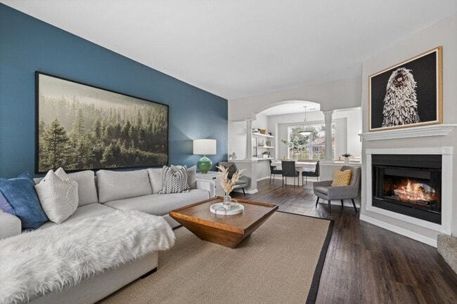 Isabella Apartment Homes