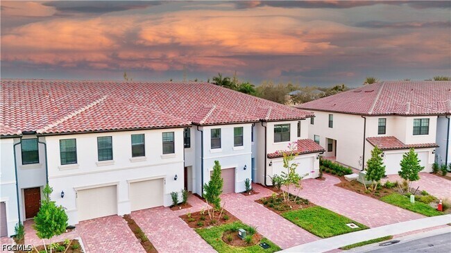 Photo - 1424 Weeping Willow Ct