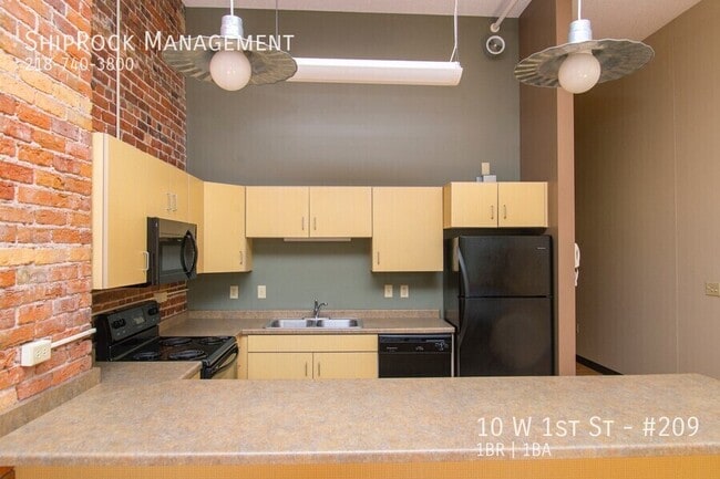 Photo - 10 W 1st St Unit #209