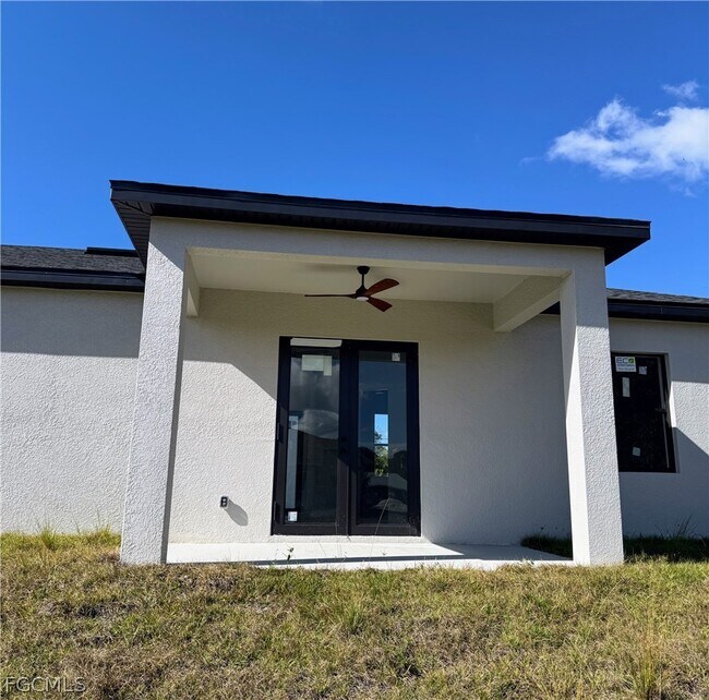 Photo - 735 Worth Ave S