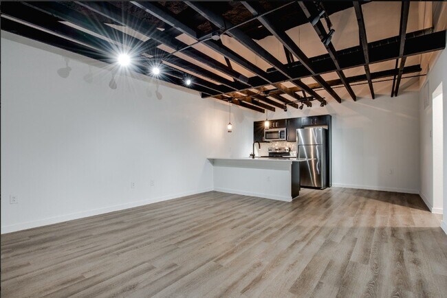 Photo - 5103 Live Oak St Unidad 2106