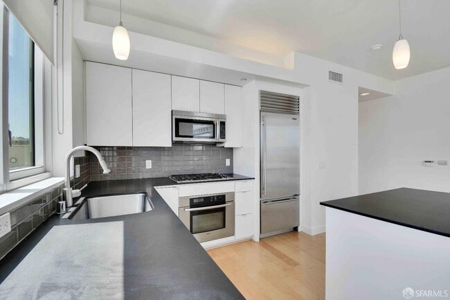 Photo - 501 Beale St