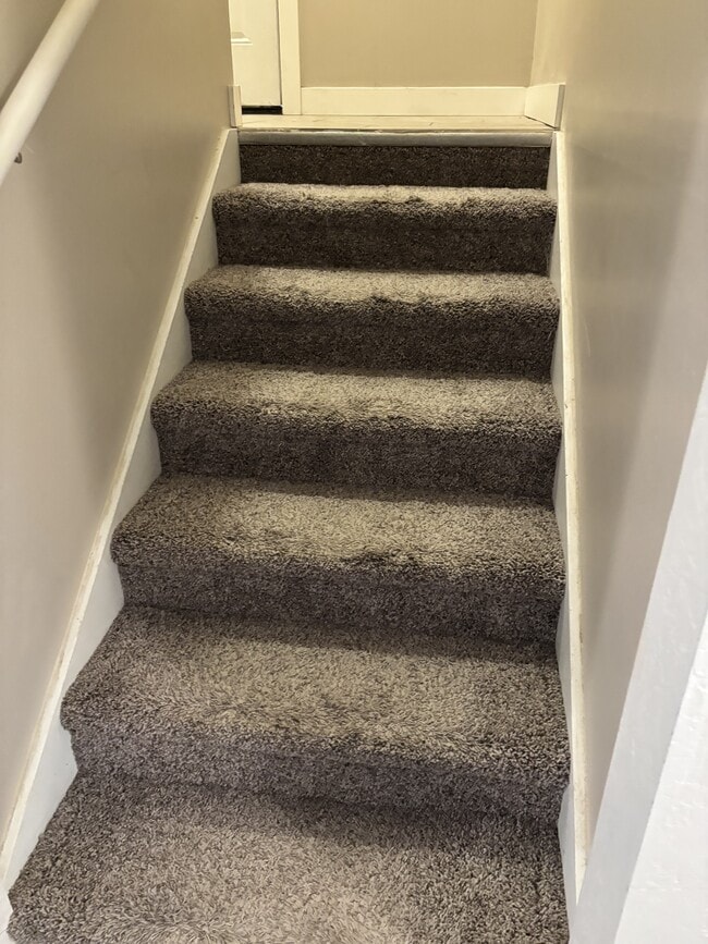 Photo - 672 S 3000 W