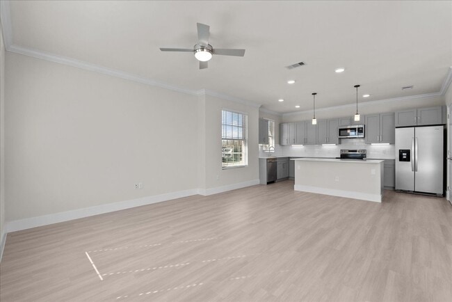 Photo - 540 Hobbs Rd Unit A1