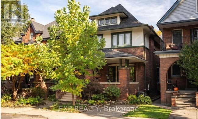 Photo - 31 St Clair Ave