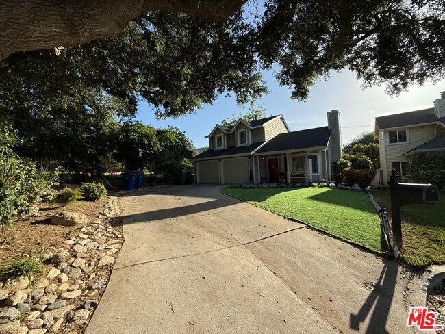 Photo - 8020 Cora St