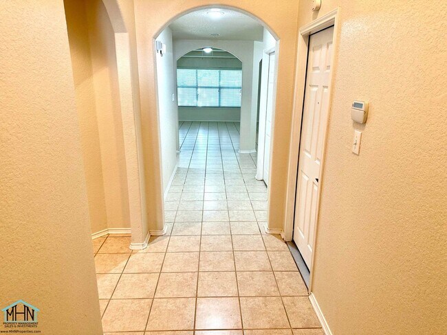 Photo - Spacious and Well Designed 3 Bedroom 2.5 B...