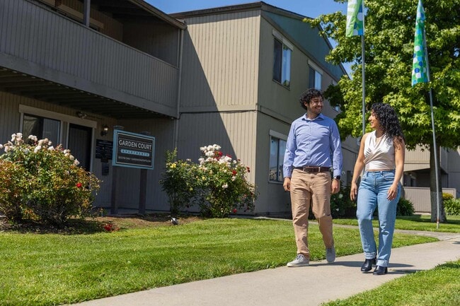 Photo - Garden Court