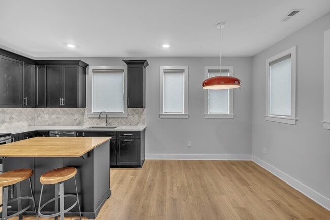 Photo - 801 Cherokee Ave