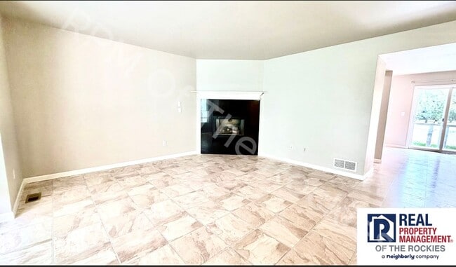 Photo - 990 N Monroe Ave